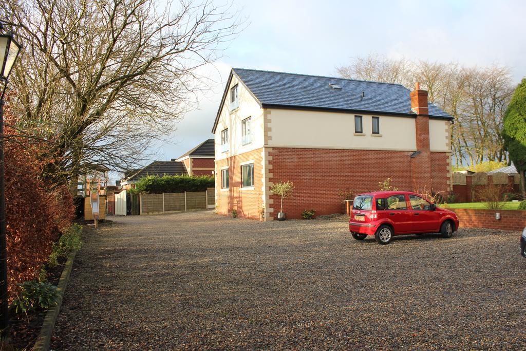 Fifty One And A Half Boutique B&B Clitheroe Exteriér fotografie